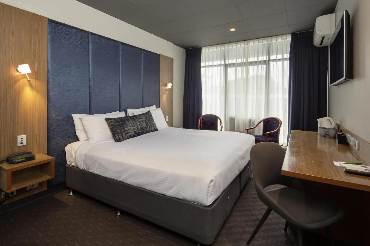 Marion Hotel Adelaide 4*,  Australia