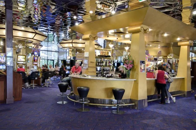 Marion Hotel Adelaide 4*,  Australia